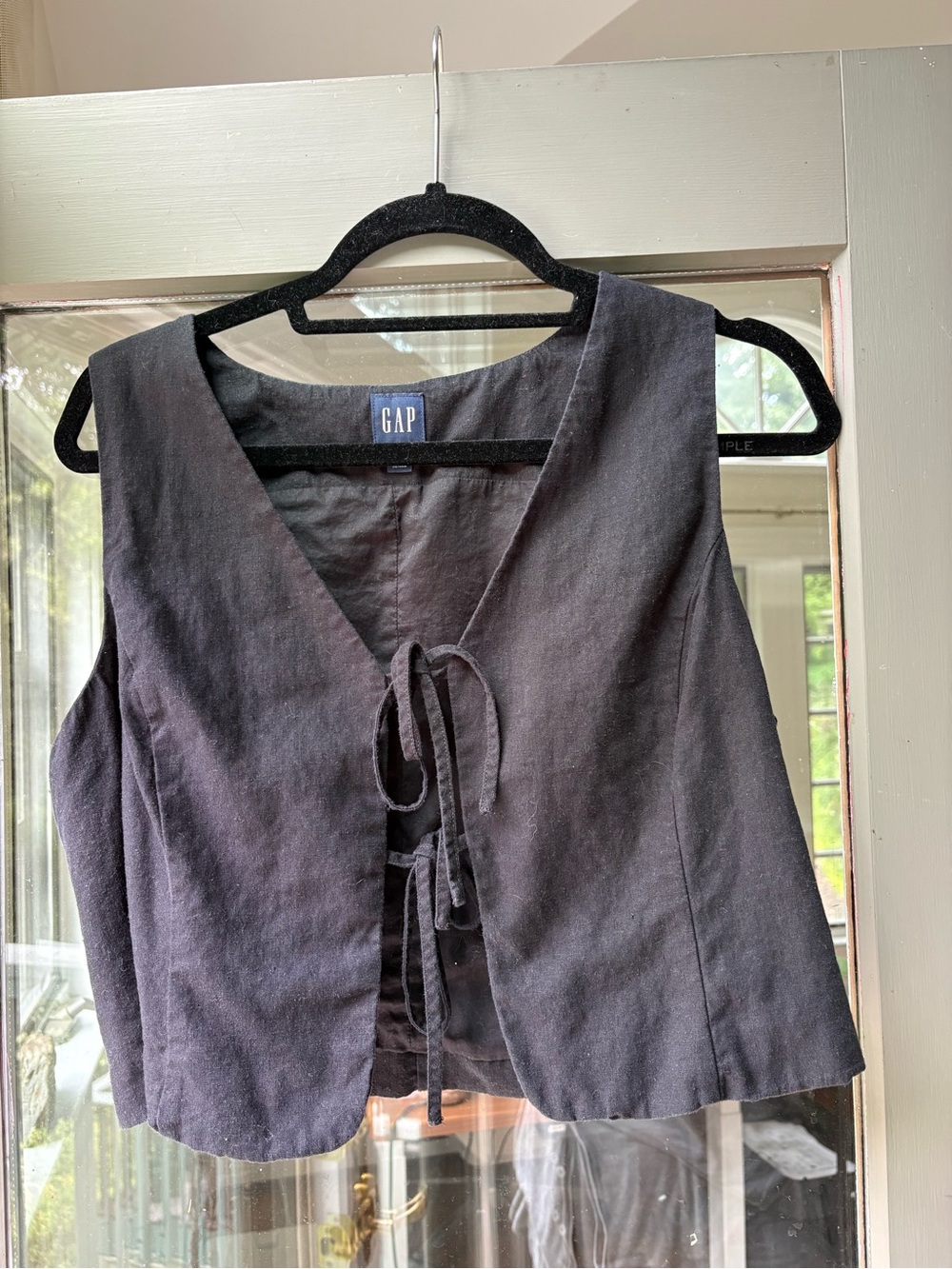 GAP Black Tie-Front Linen-Blend Camisole Vest